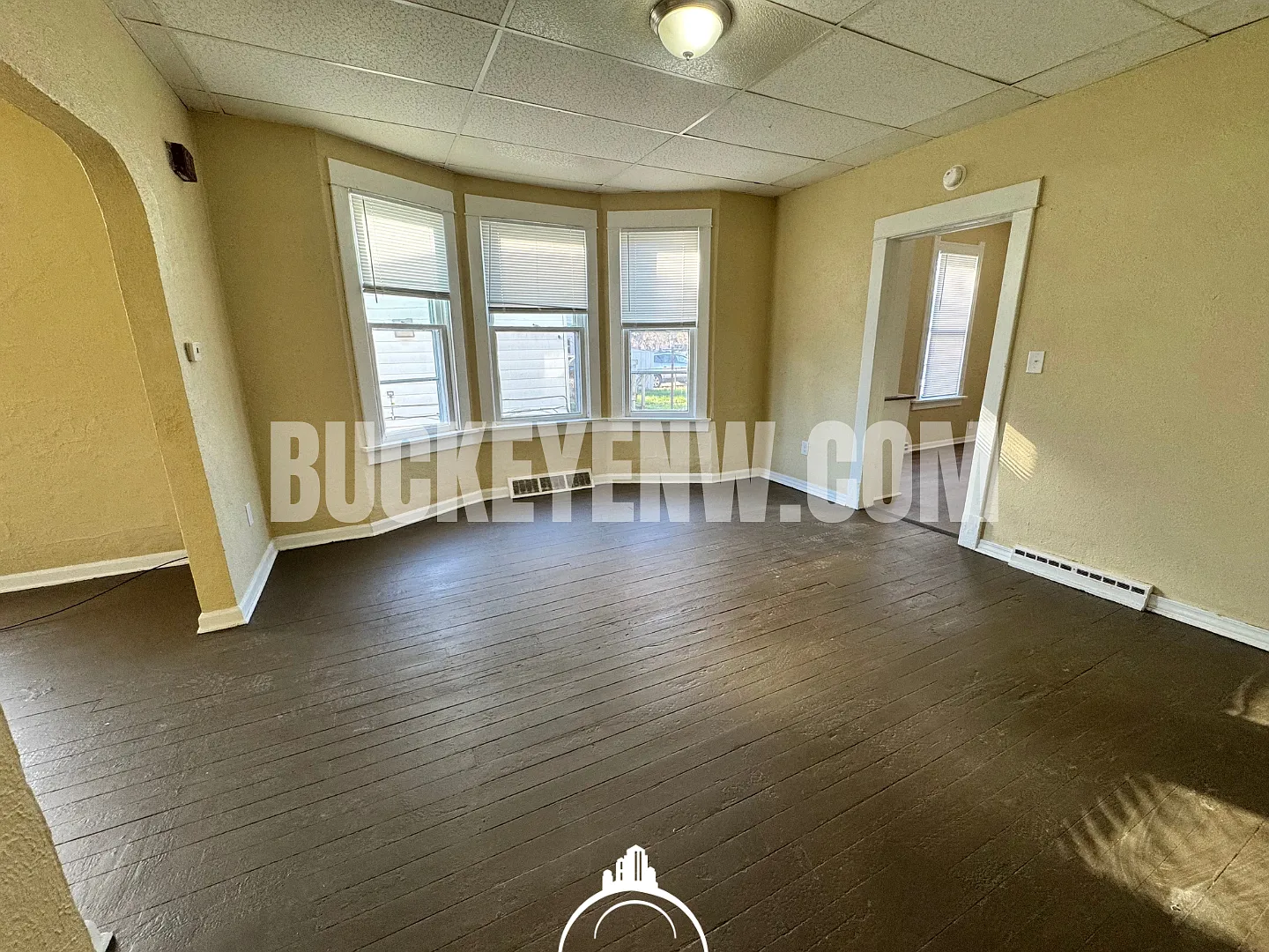 2807 Chestnut — Photo 2