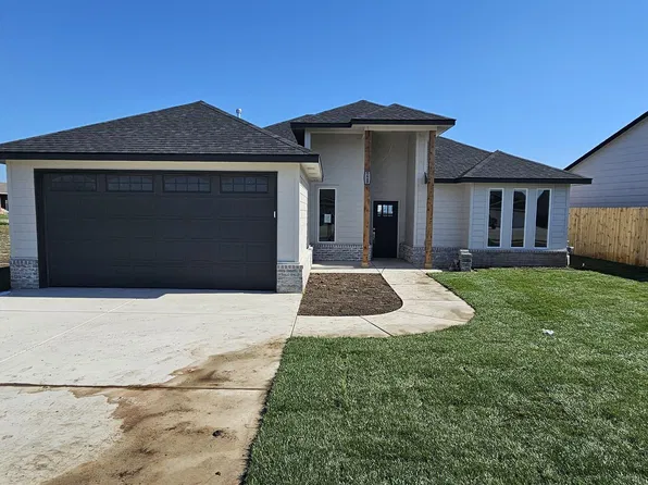 728 N Redbud Ave, Valley Center, KS 67147