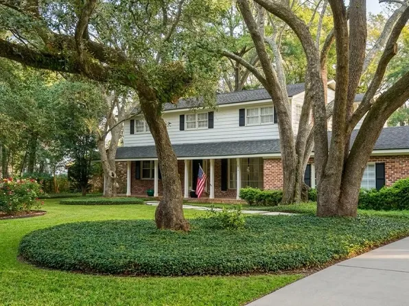 275 N Hobcaw Dr, Mount Pleasant, SC 29464