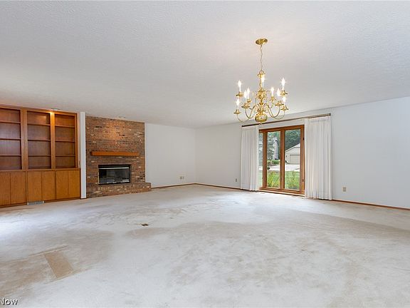 5th image of 21616 Meadows Edge Ln