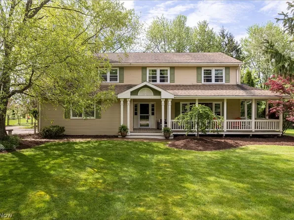 6870 Grant Dr, Westfield Center, OH 44251