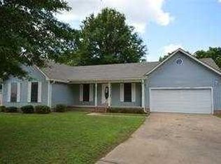 203 Buttonwood Dr, Jackson, TN 38305