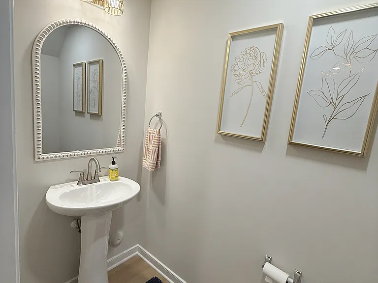 3426 Carlton St #7B — Photo 7
