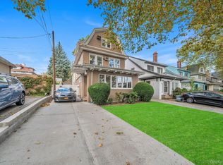 122-05 Metropolitan Avenue, Kew Gardens, NY 11415