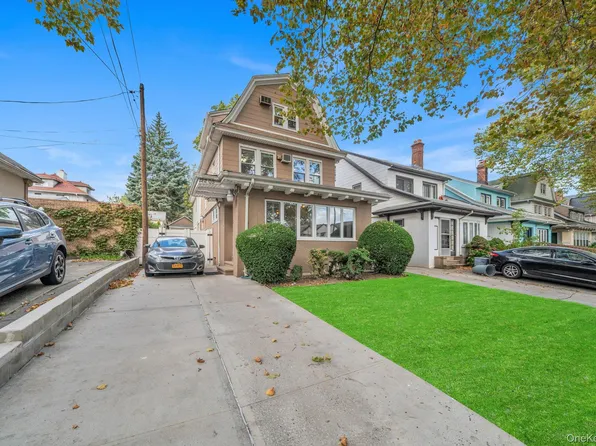 122-05 Metropolitan Avenue, Kew Gardens, NY 11415