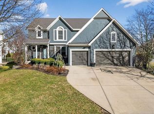 12811 Connell St, Overland Park, KS 66213