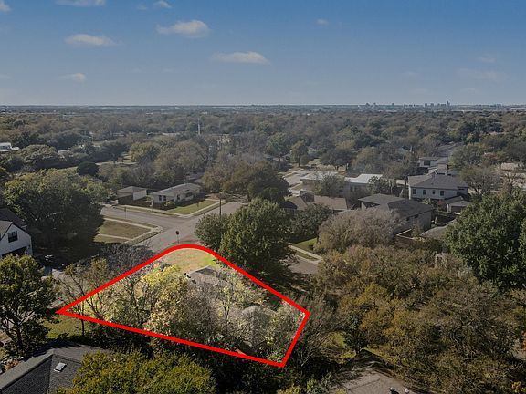 2nd image of 9734 Mixon Dr
