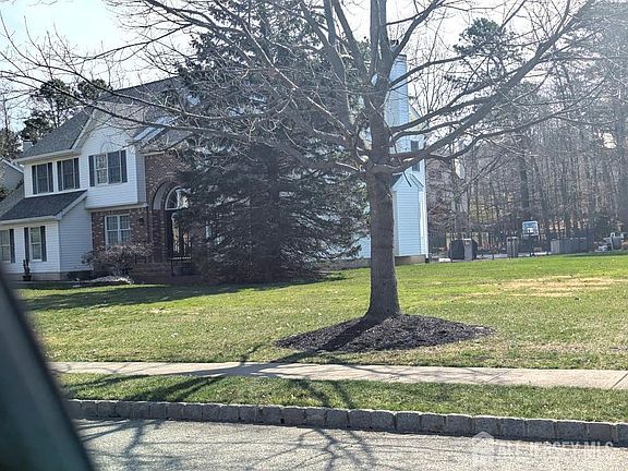 2nd image of 16 Dante Rd
