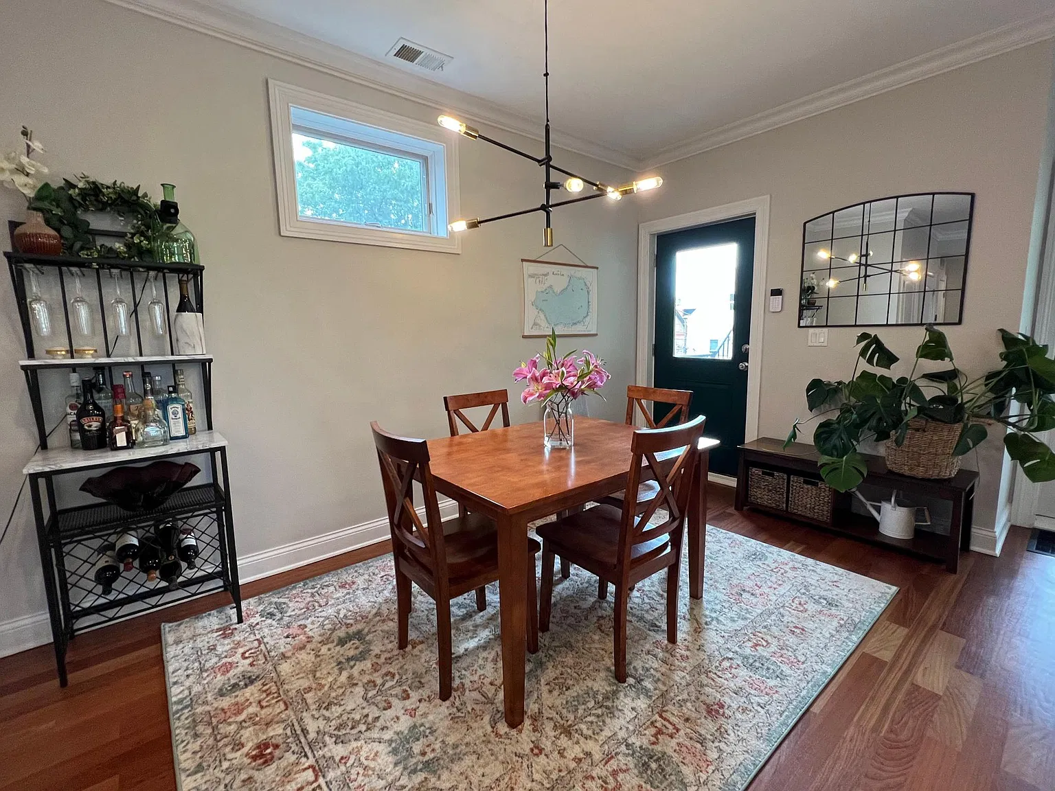 2 bed, 1300 sqft, $4,000 — Photo 4