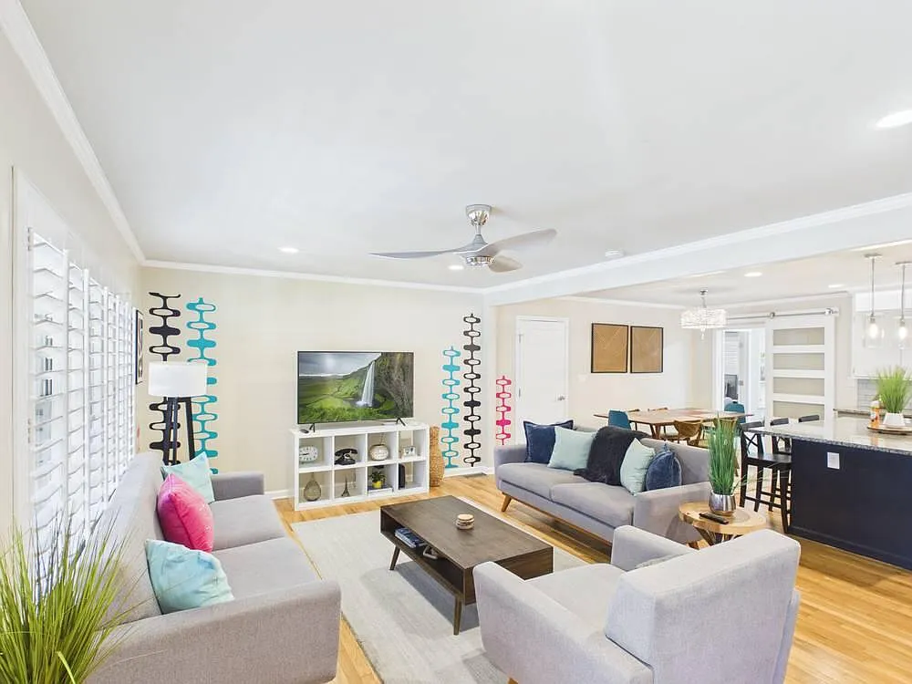 3 bed, 1713 sqft, $2,695 — Photo 3