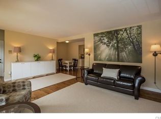60 Village Walk, Wilton, CT 06897