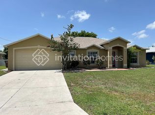 1118 SE 14th St, Cape Coral, FL 33990