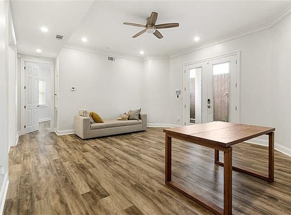 5th image of 511 Lowerline St Unit B