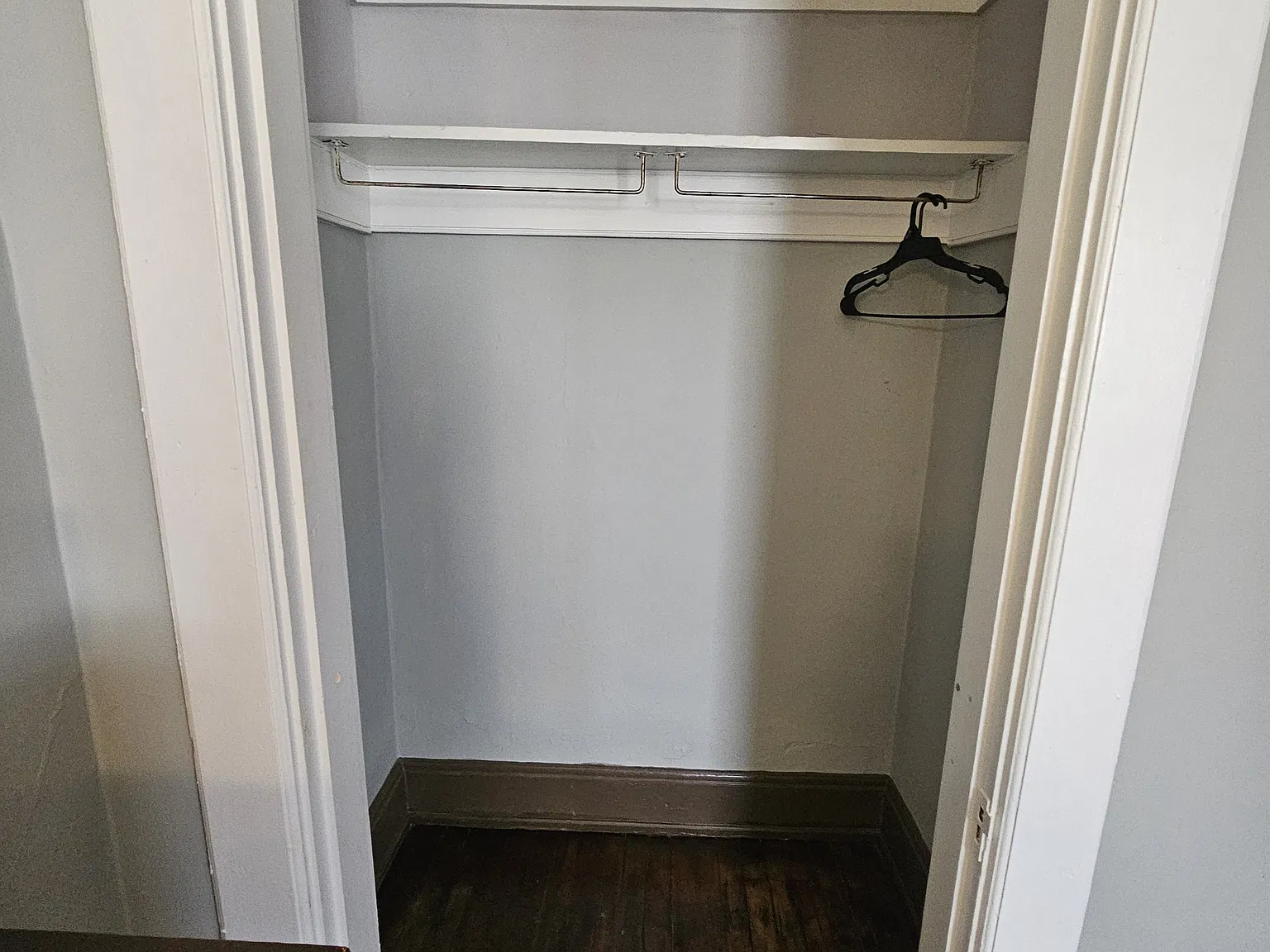 1223 Fillmore St - Freedom Manor - Room 5 — Photo 3