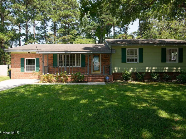 124 Carolina Cir, Jacksonville, NC 28546