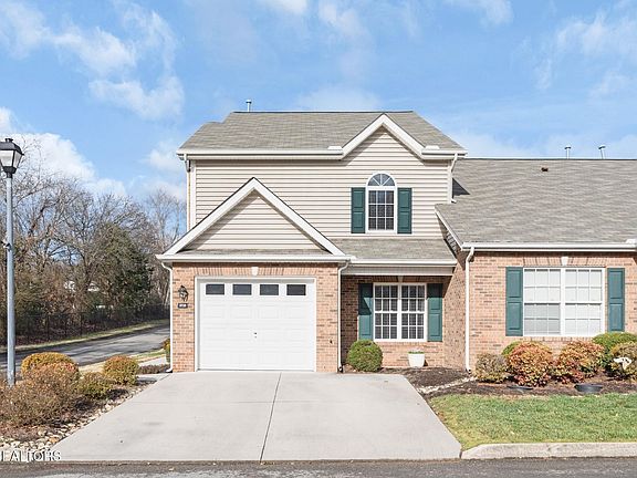 2nd image of 3719 Sean Grove Way