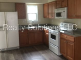 99 Berkshire Rd, Sicklerville, NJ 08081