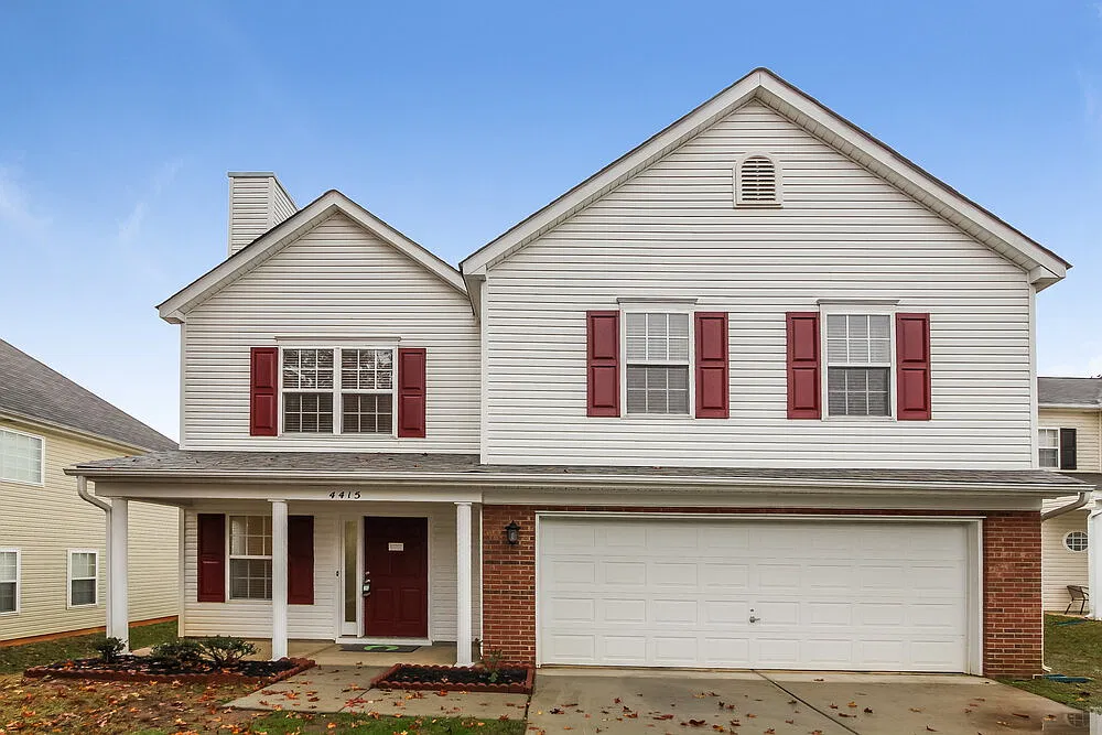 4 bed, 2.0 bath, 2053 sqft, $2,120 — Photo 4