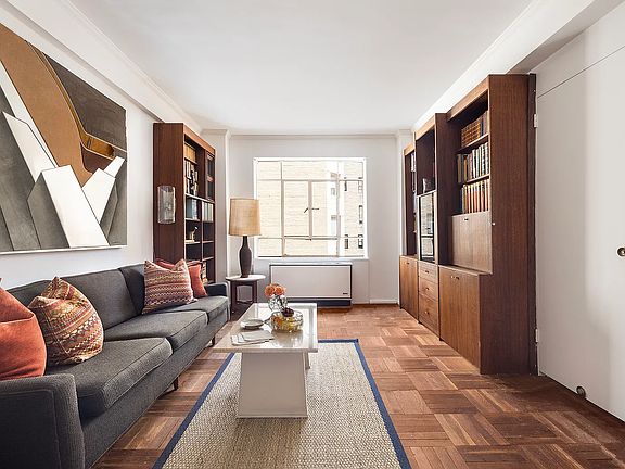 4th image of 880 5th Ave APT 7H