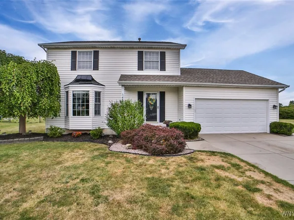 47 Independence Ln, Grand Island, NY 14072