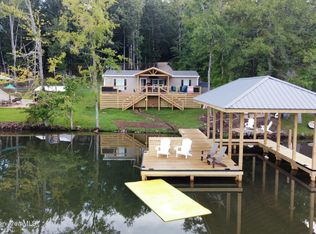 313 Lakeview Dr, Dadeville, AL 36853