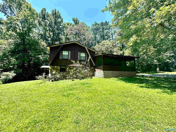 327 Friartuck Way, Fyffe, AL 35971