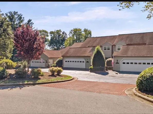 122 Warwicke Pl, Advance, NC 27006