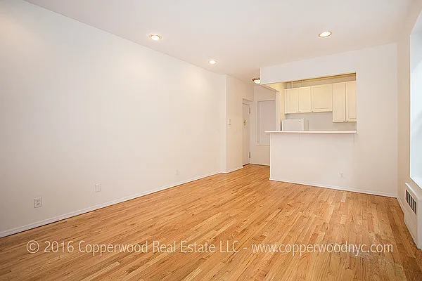 Rented by Copperwood Real Estate | media 15