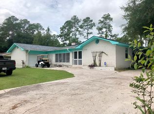 948 Lakeview Dr, Blackshear, GA 31516