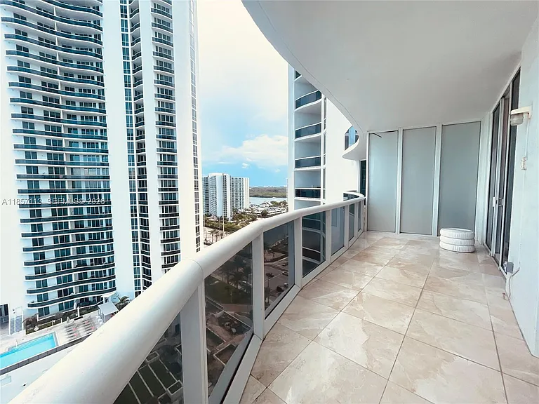 16001 Collins Ave #1402 — Photo 10