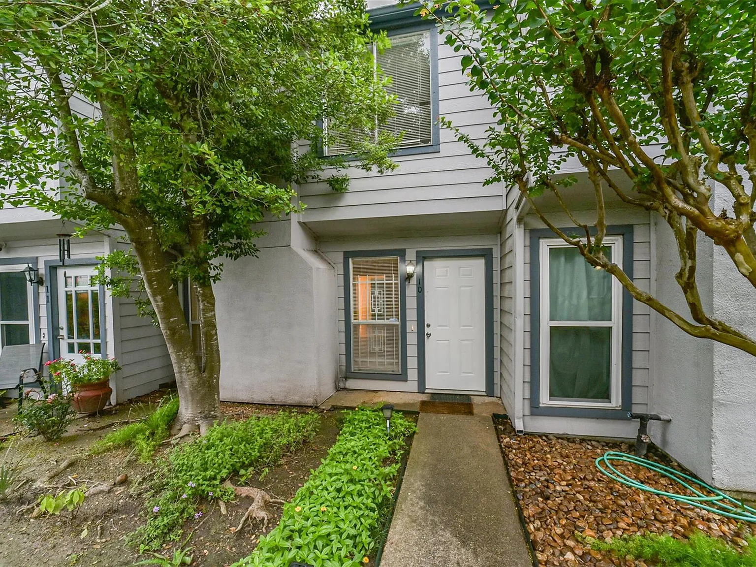 2 bed, 2.5 bath, 1422 sqft, $1,750 — Photo 2