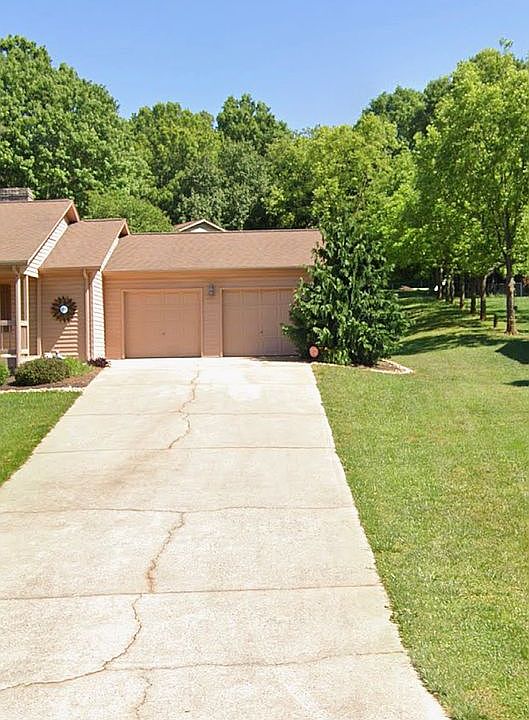 2nd image of 3282 16th Avenue Cir SW