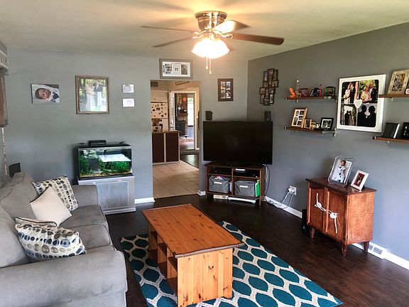 5th image of 14 Cedar Dr