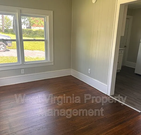 1000 S Kanawha St — Photo 9