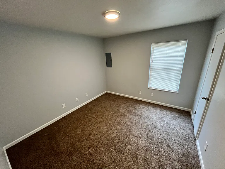 1702 N King St #2 — Photo 8