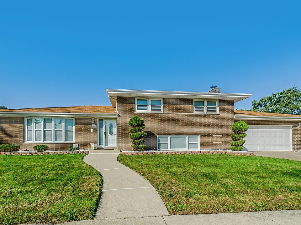 1st image of 17066 Louis Ct