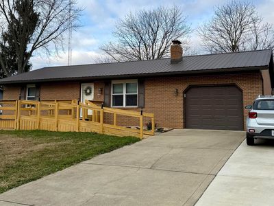 246 Green Meadow Dr, Newark, OH, 43055