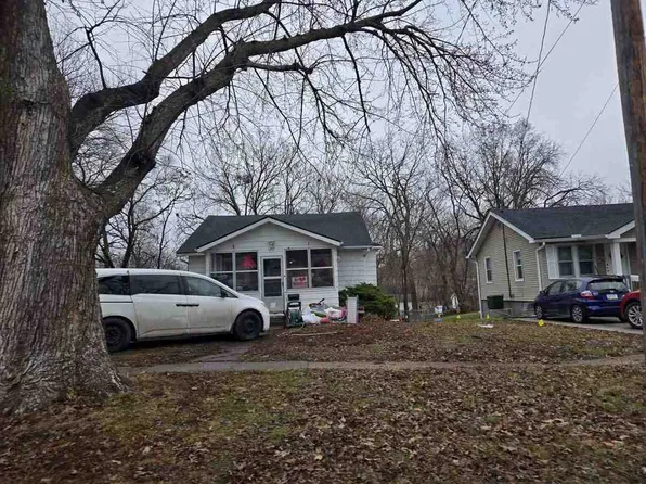 1217 56th St, Des Moines, IA 50311