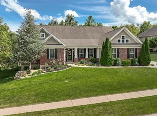 200 Toussaint Landing Dr, Dardenne Prairie, MO 63368