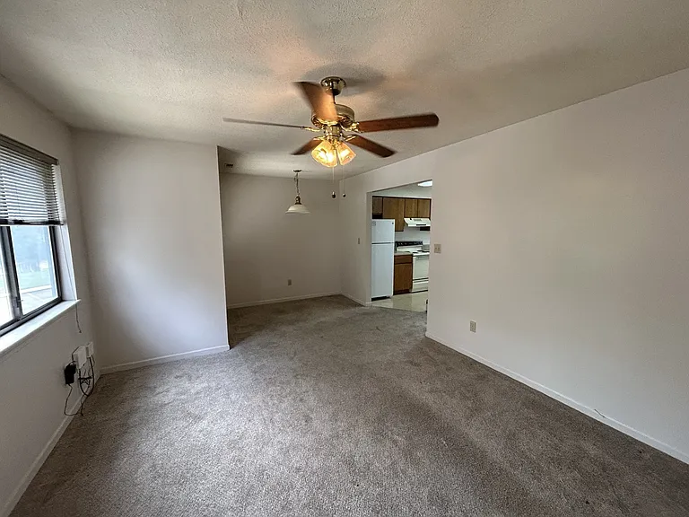 Briarwood Apartments — Photo 12