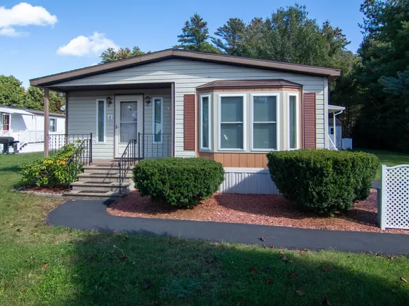 8 Sagamore Lane, Rochester, NH 03867