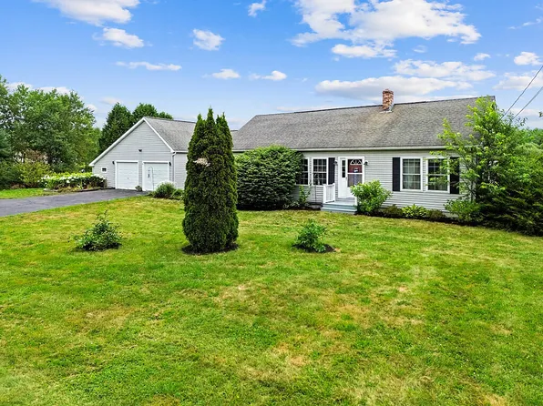 987 Gardiner Road, Dresden, ME 04342