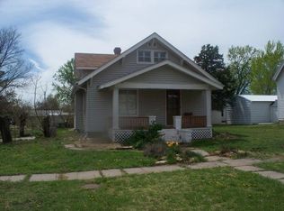 9 E Broadway St, Hope, KS 67451