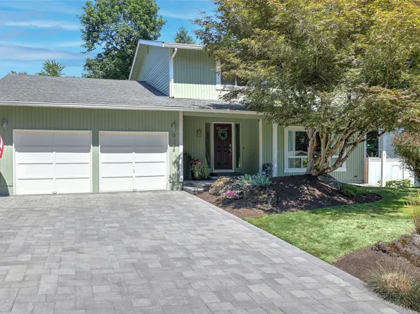 9334 NE 141st Place, Kirkland, WA 98034