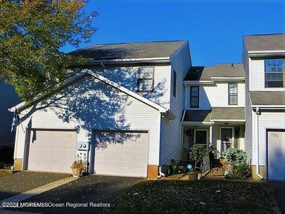 104 Chestnut Way, Manalapan, NJ, 07726