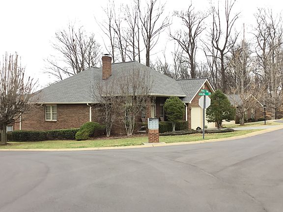 3rd image of 26 Sterling Ct S