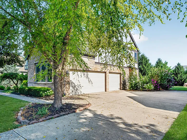 13636 Falcon Way — Photo 3