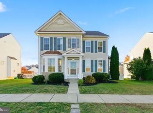 320 Braddock St, Charles Town, WV 25414