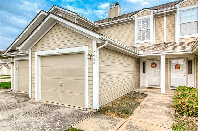 1st image of 5634 NW Plantation Dr #168B