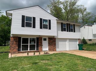 5425 Nantucket Ct, High Ridge, MO 63049